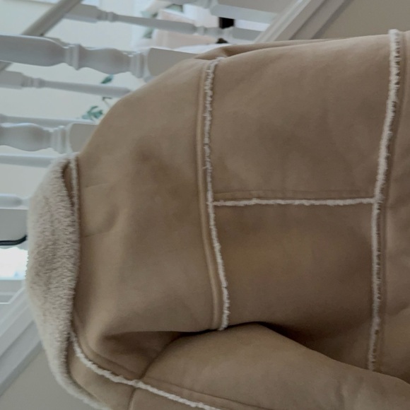 OAK + FORT Cream Shearling Jacket - Picture 4 of 5